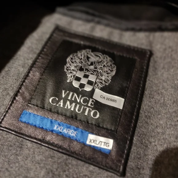 VINCE CAMUTO, Size XXL, black Leather Jacket. 2 in 1 removable Vest - Picture 7 of 10